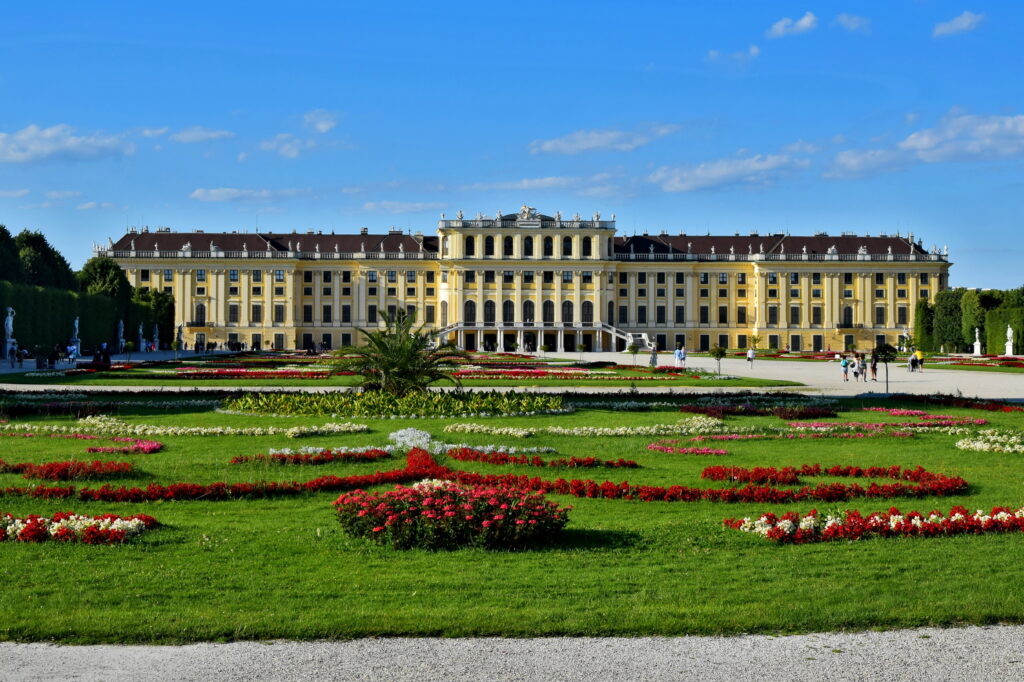 Pałac Schönbrunn ogrody Wiedeń atrakcje