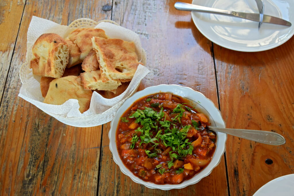 Adżapsandali - kuchnia gruzińska, gruzińskie leczo